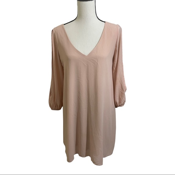 Lulus shifting dears dress light blush pink. Open shoulder Size medium - Picture 10 of 11